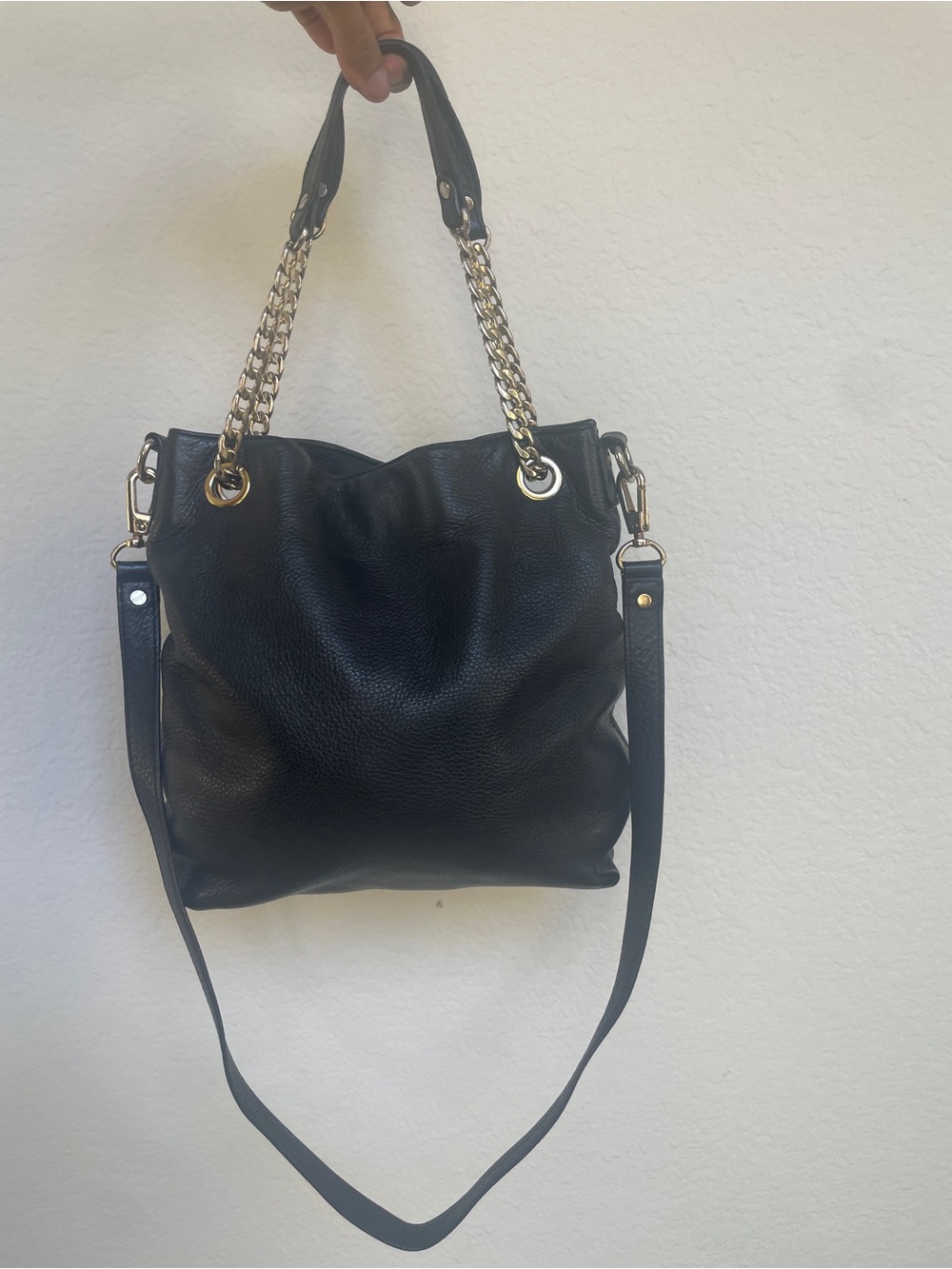 Michael Kors Black Leather Shoulder Bag with Gold Chain Detail